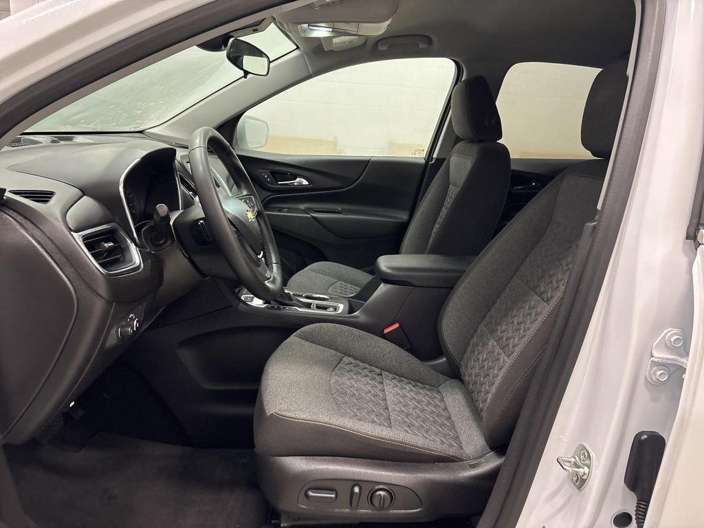 Used 2024 Chevrolet Equinox LT image 15