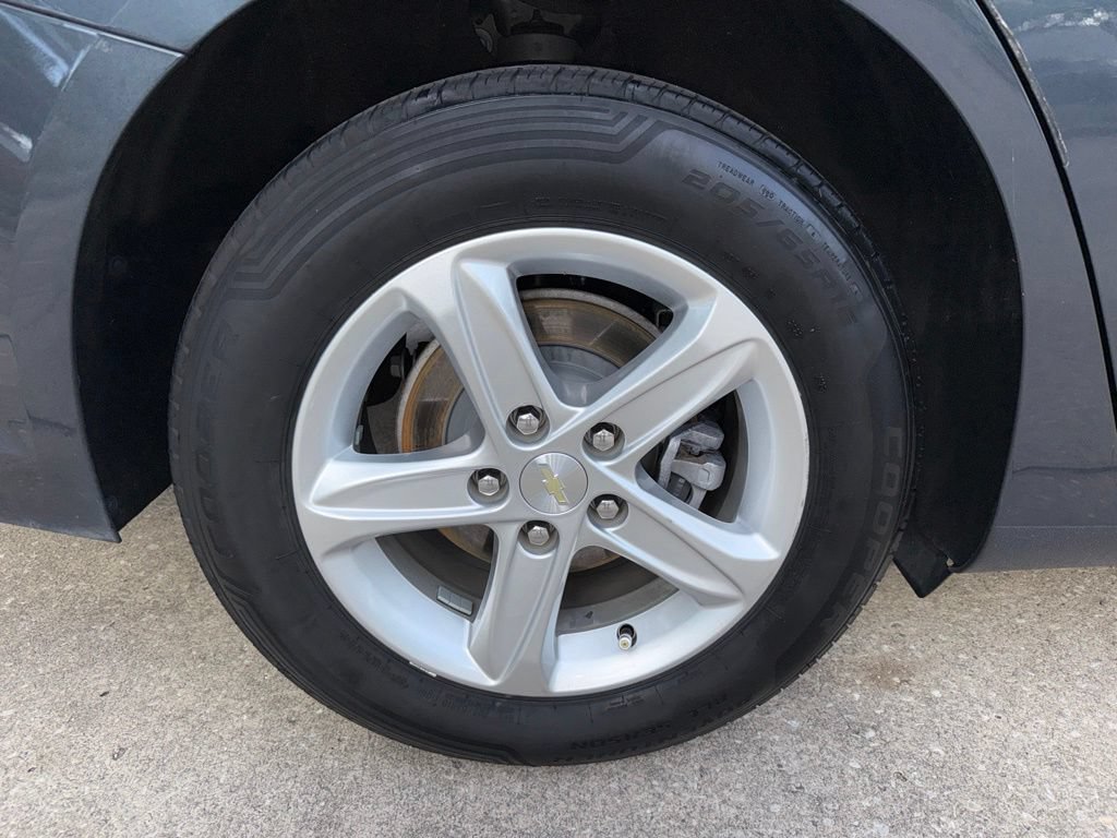 Used 2019 Chevrolet Malibu LS FWD image 35