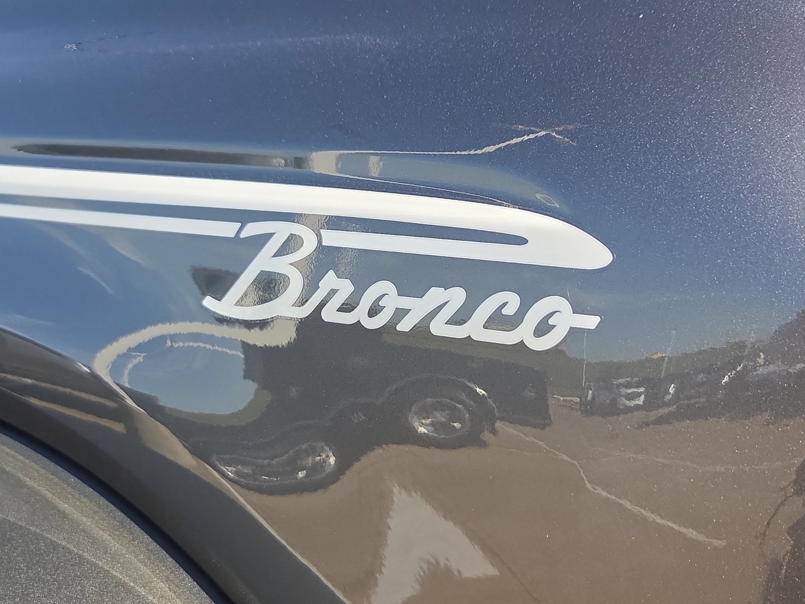 Used 2025 Ford Bronco Heritage Edition AWD/4WD image 32