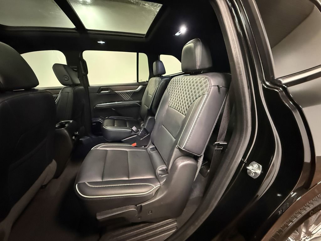 Used 2024 GMC Acadia Denali w/ LPO, Floor Liner Package image 8