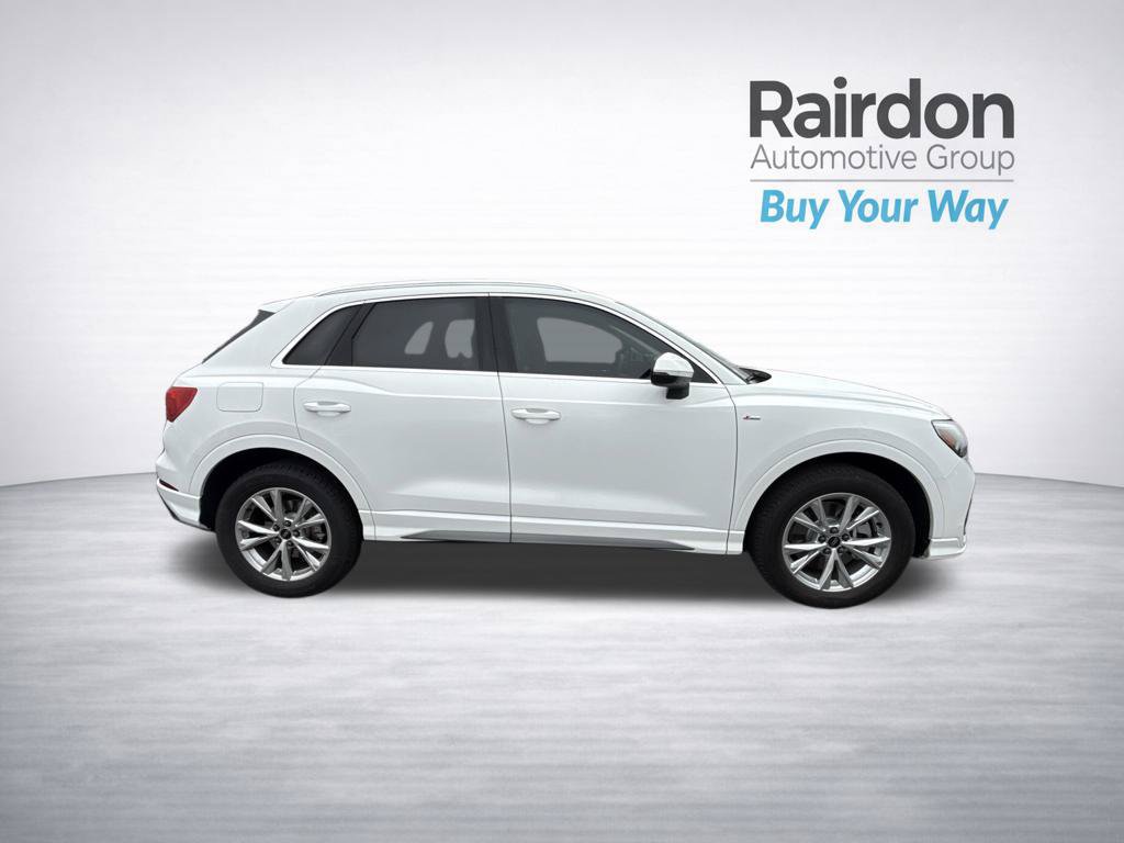 Used 2023 Audi Q3 2.0T Premium w/ Convenience Package AWD/4WD image 8