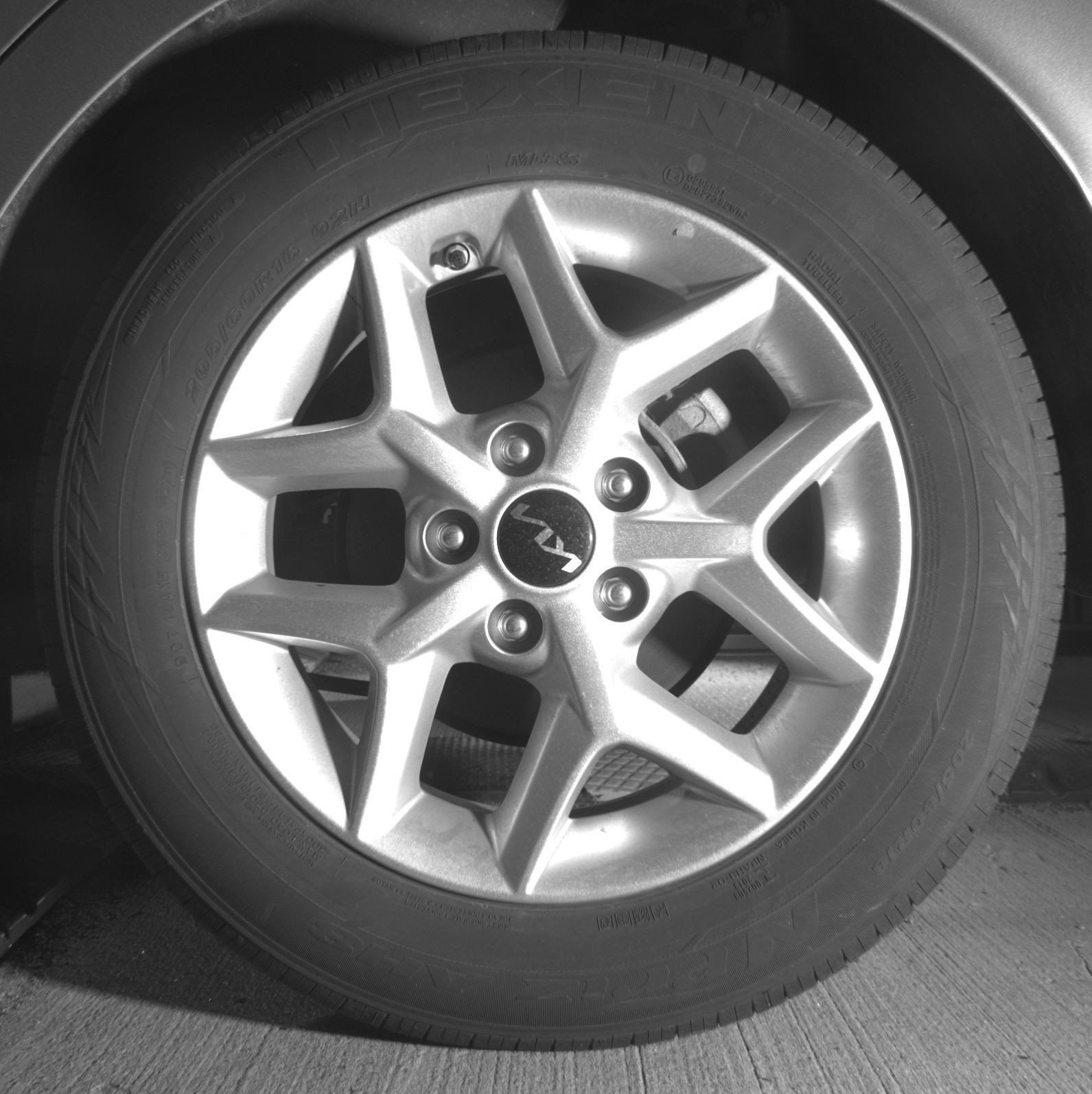 Used 2025 Kia Soul LX w/ LX Technology Package FWD image 16
