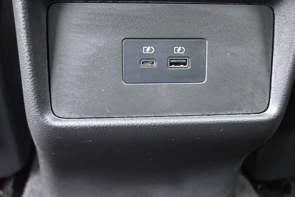 Used 2023 Nissan Rogue SV FWD image 15