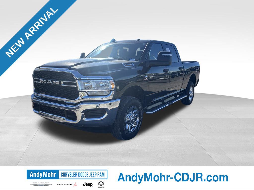 Used 2024 RAM 2500 Tradesman w/ Chrome Appearance Group AWD/4WD image 3