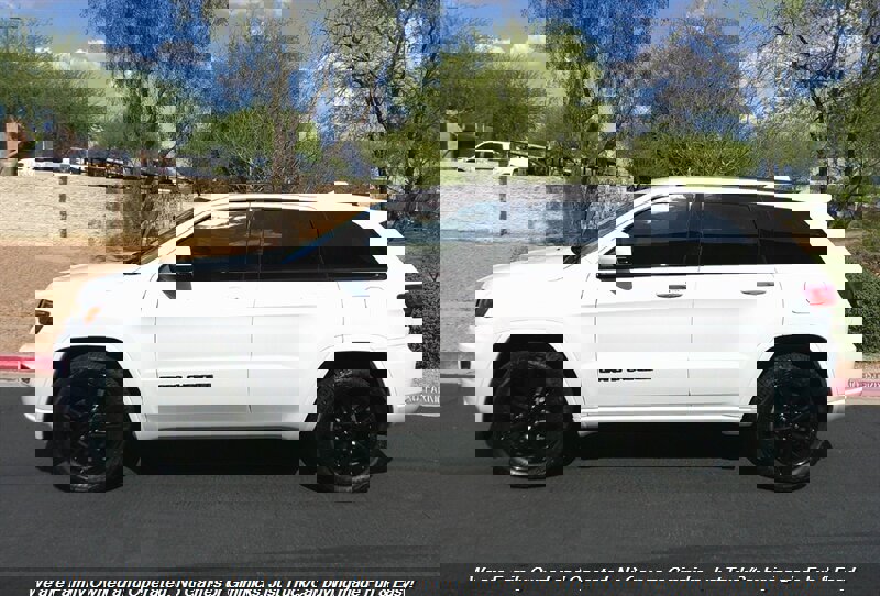 Used 2020 Jeep Grand Cherokee Altitude image 8