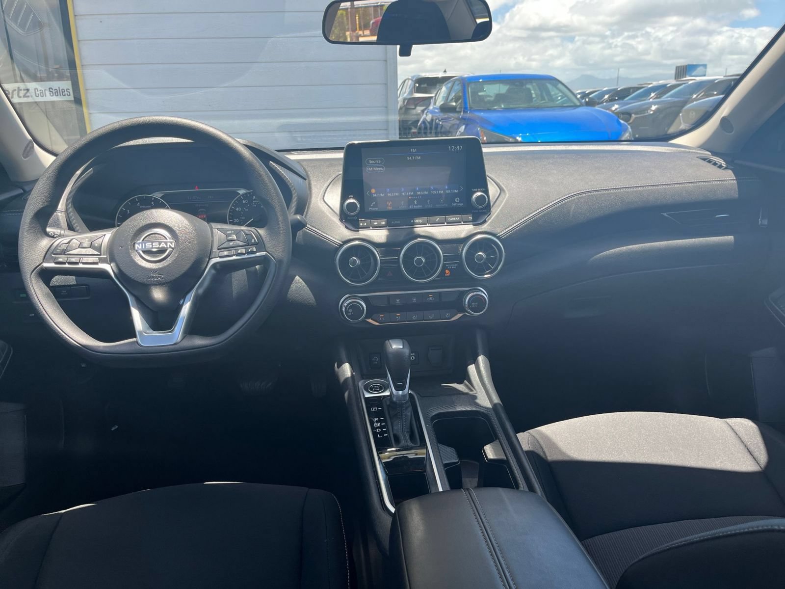 Used 2025 Nissan Sentra SV FWD image 31