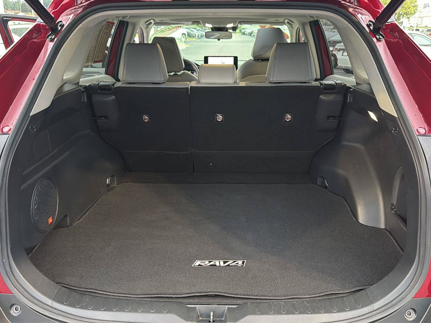 Certified 2023 Toyota RAV4 XLE Premium AWD/4WD image 34