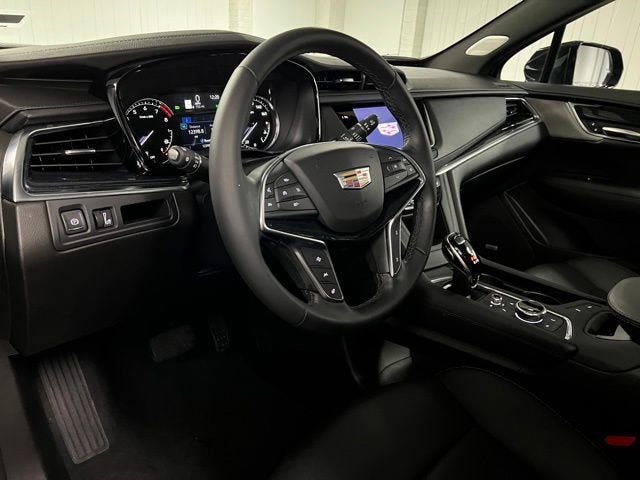 Certified 2025 Cadillac XT5 Premium Luxury FWD image 14