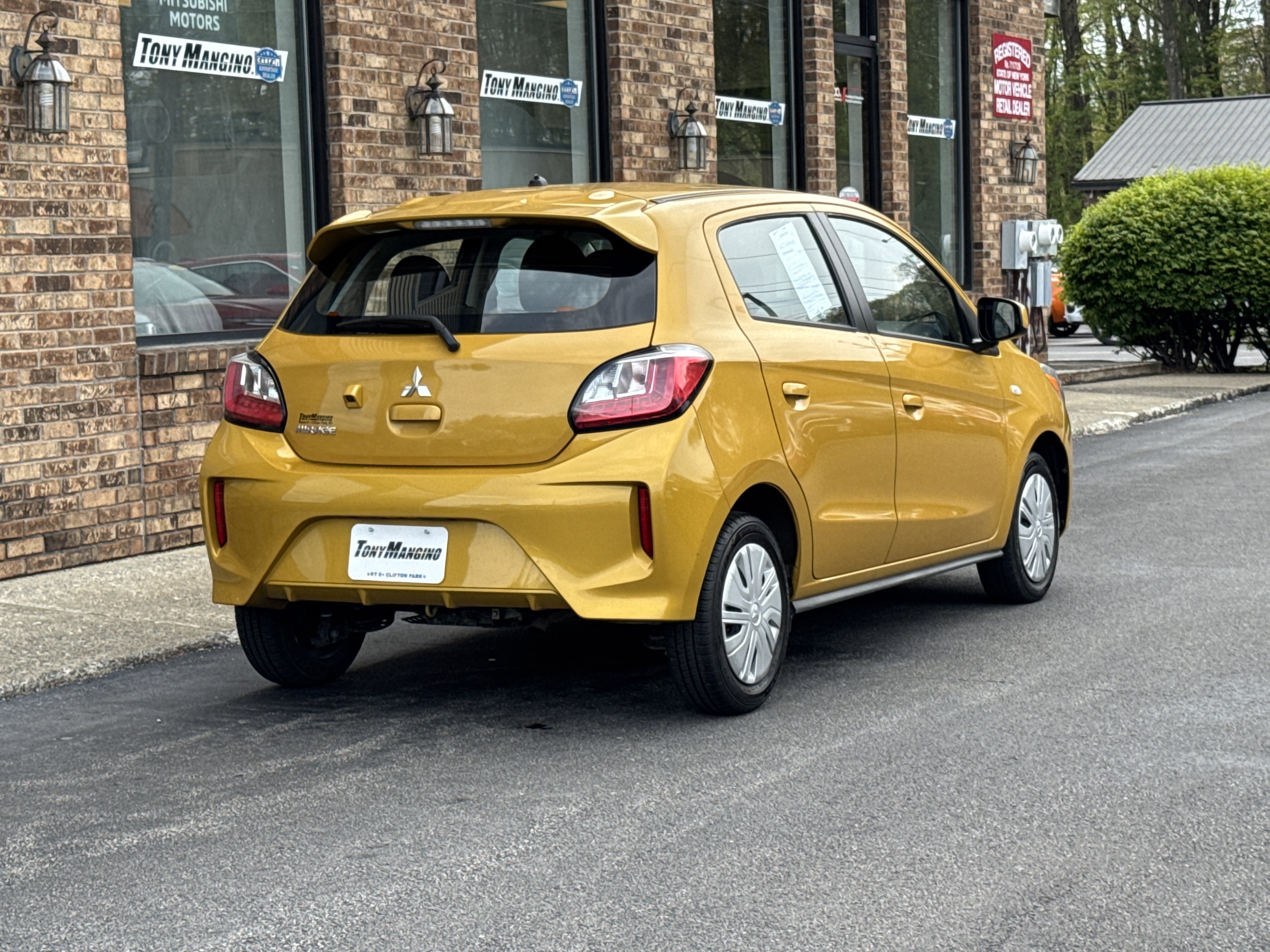 Used 2024 Mitsubishi Mirage ES FWD image 5