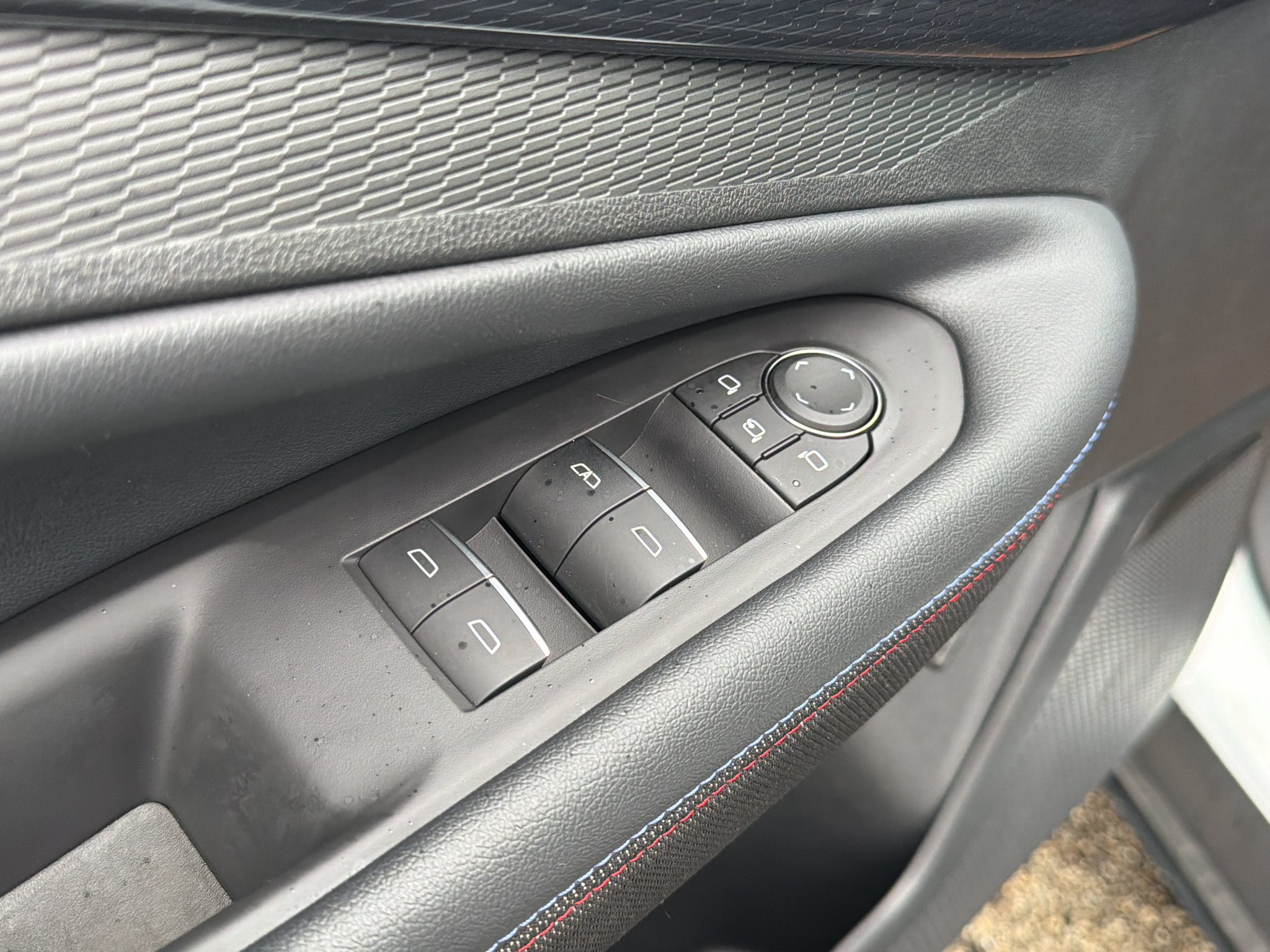 Used 2024 Chevrolet Blazer EV RS AWD/4WD image 12