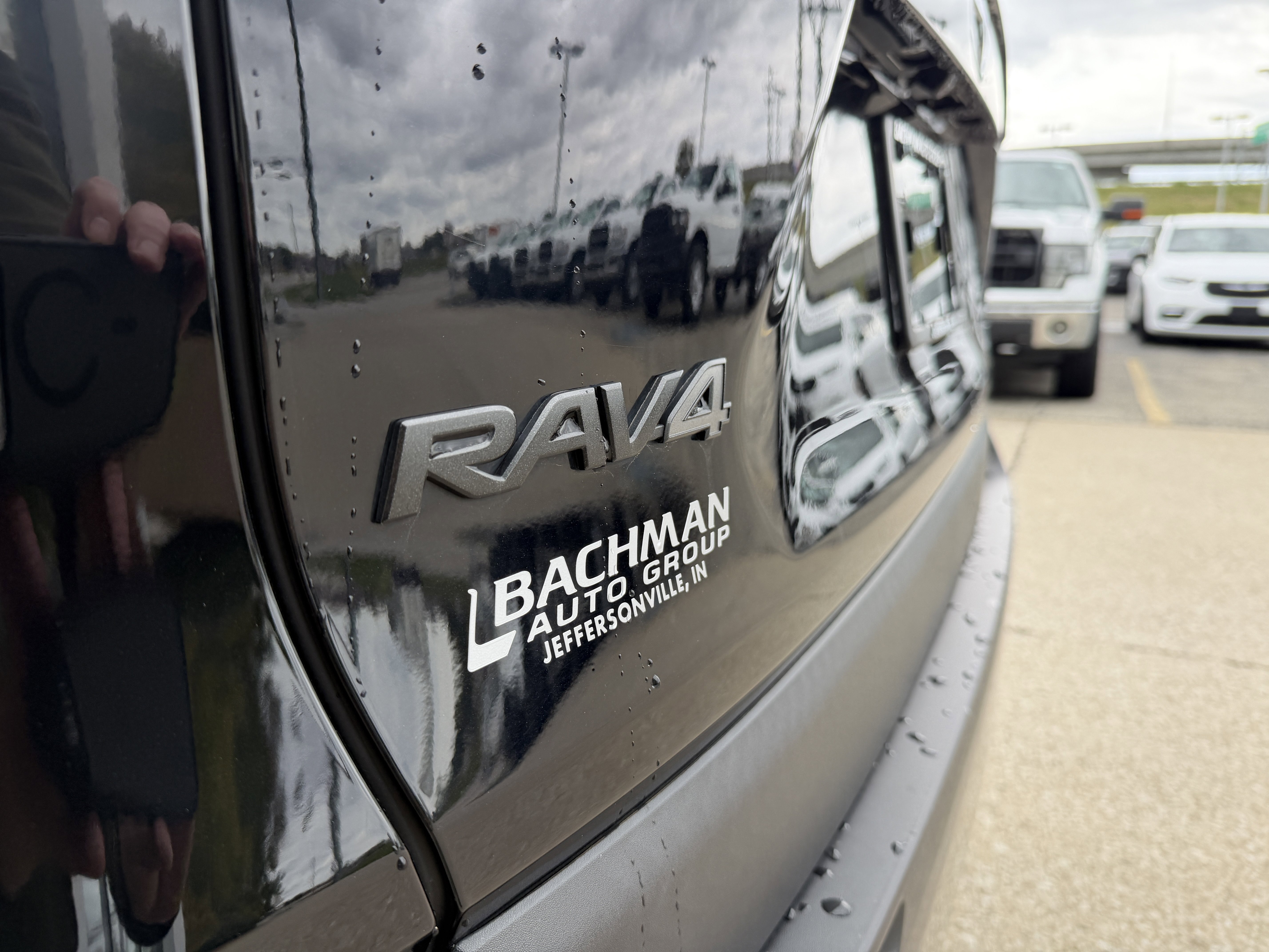 Used 2022 Toyota RAV4 TRD Off-Road image 9