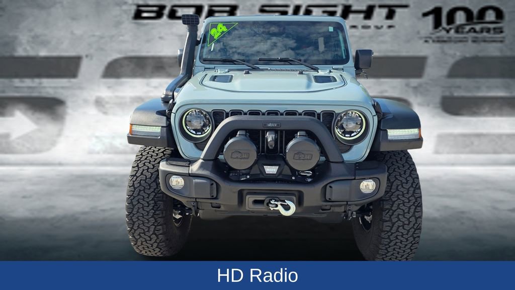 Used 2024 Jeep Wrangler Unlimited Rubicon w/ Technology Group image 11