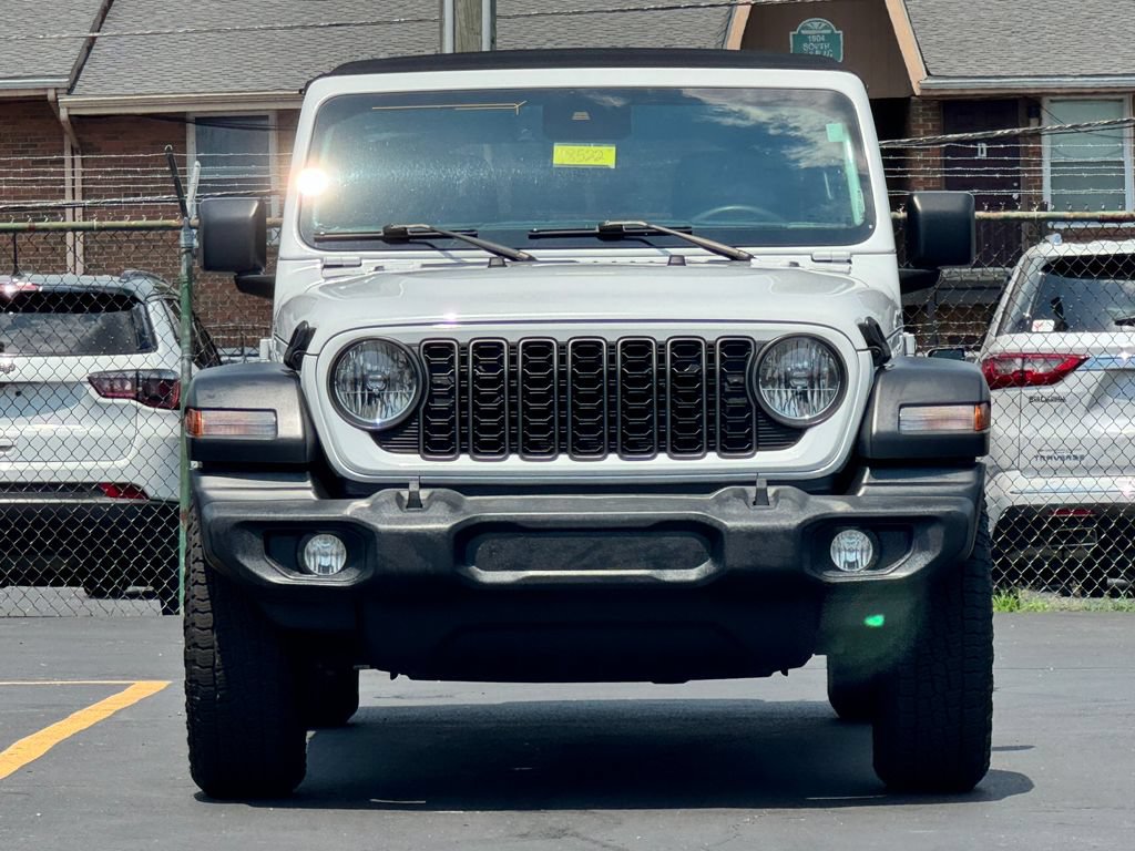 Used 2024 Jeep Wrangler Unlimited Sport AWD/4WD image 2