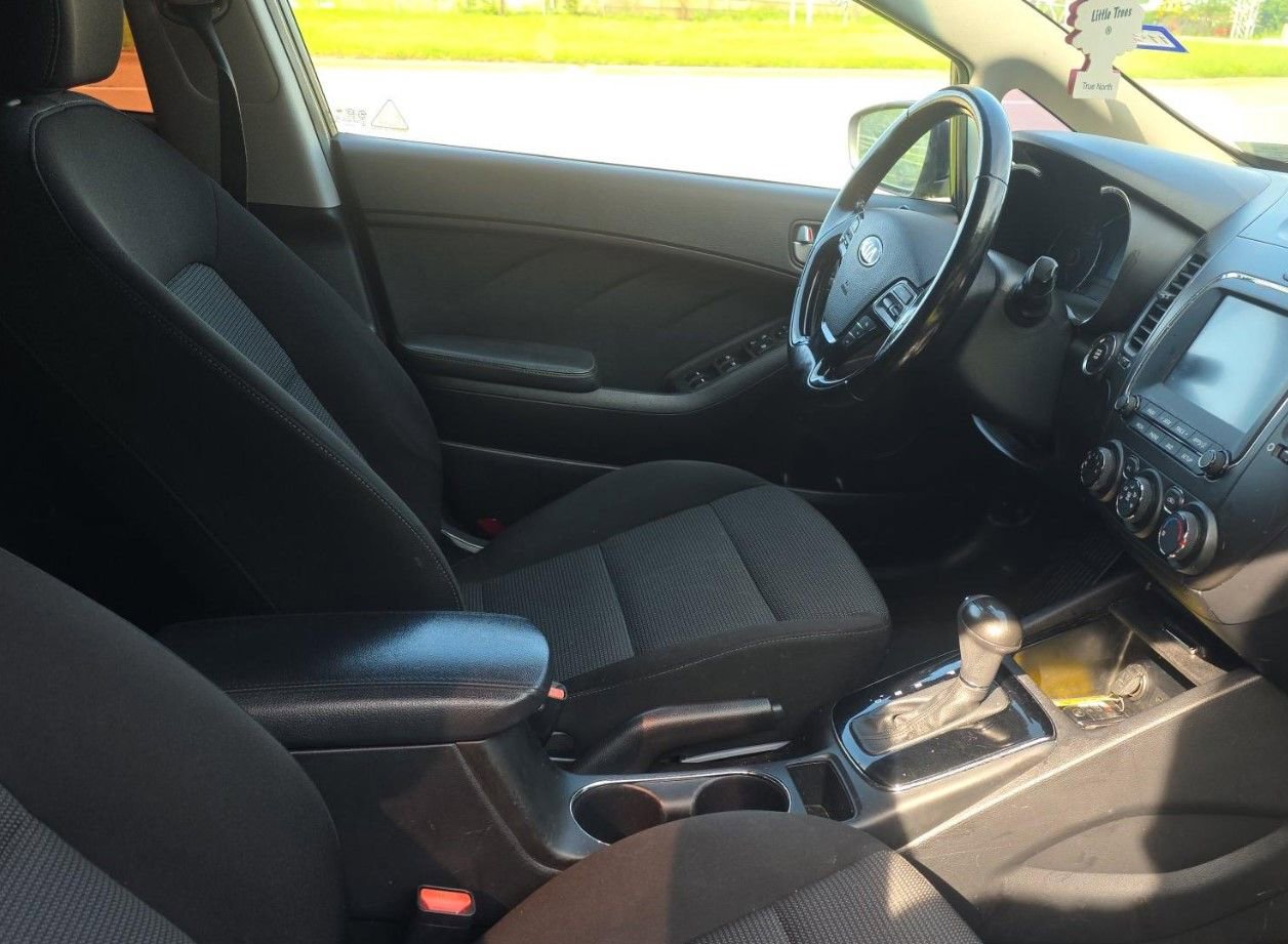 Used 2018 Kia Forte LX w/ LX Popular Plus Package FWD image 7