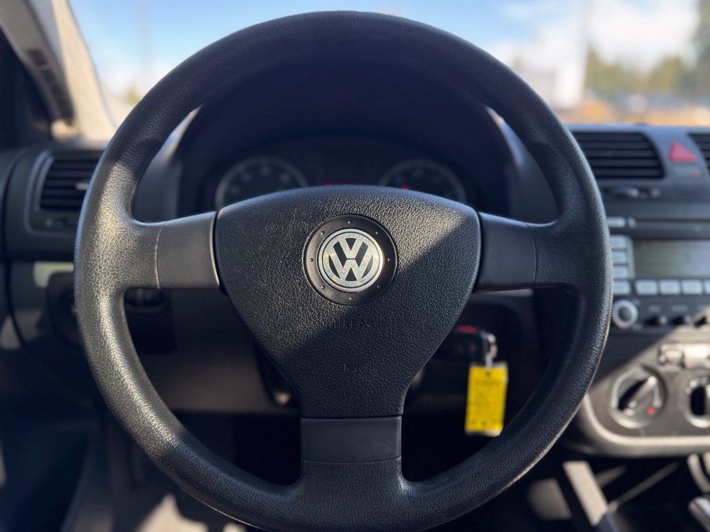 Used 2009 Volkswagen Jetta SE FWD image 14