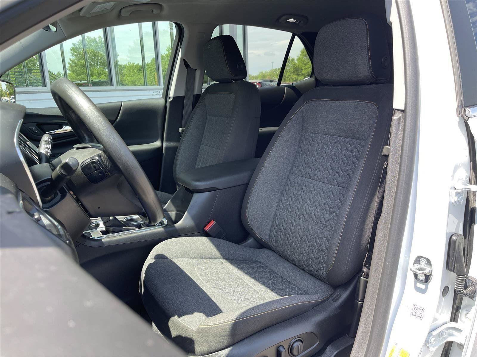 Used 2023 Chevrolet Equinox LT AWD/4WD image 14