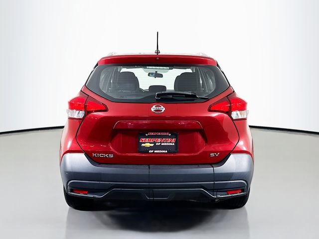 Used 2019 Nissan Kicks SV image 7