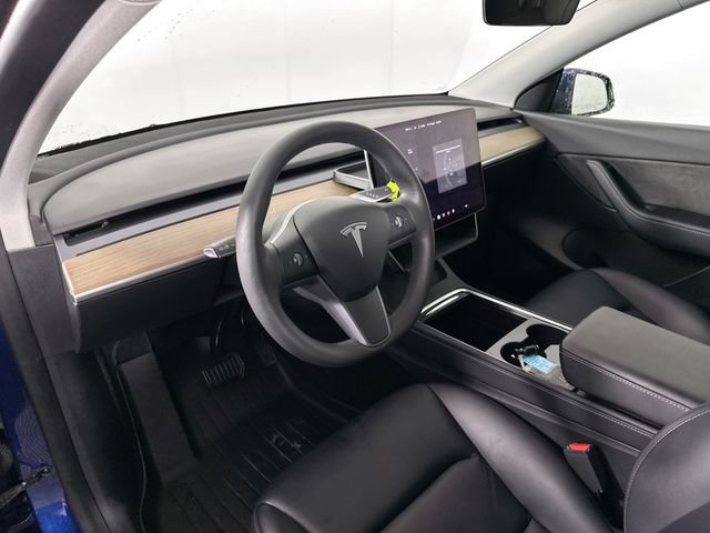 Used 2022 Tesla Model Y Long Range AWD/4WD image 18