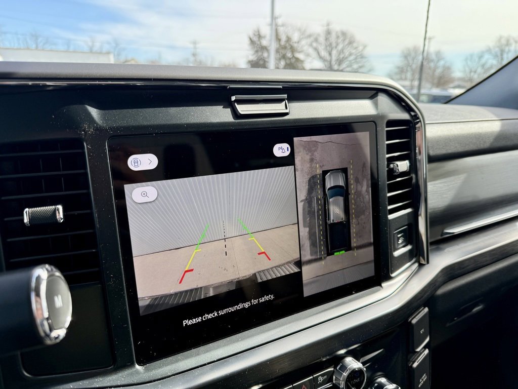 New 2025 Ford F250 Lariat w/ Chrome Package image 30