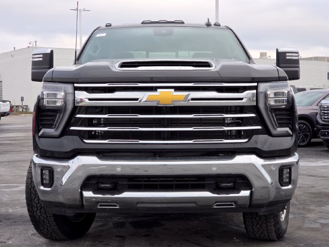 New 2026 Chevrolet Silverado 3500 LTZ w/ LTZ Premium Package AWD/4WD image 20