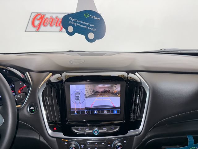 Used 2023 Chevrolet Traverse Premier FWD image 11