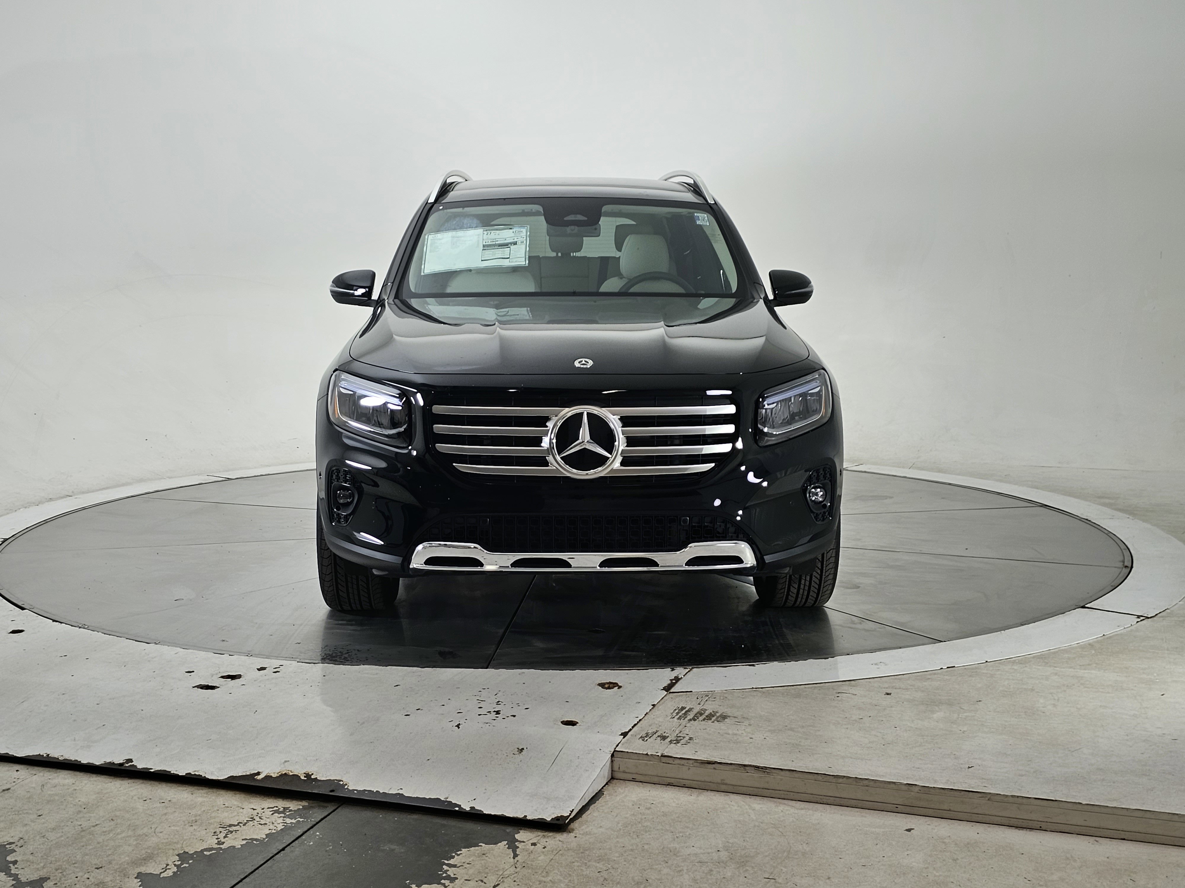 New 2026 Mercedes-Benz GLB 250 4MATIC image 4