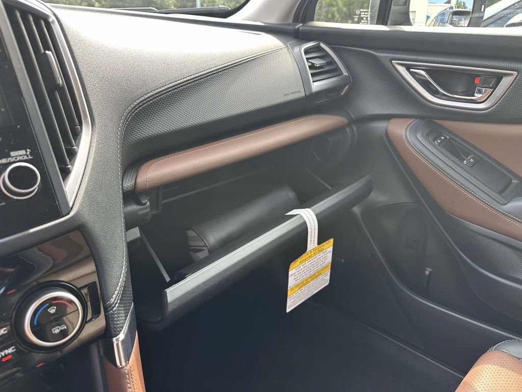 Certified 2023 Subaru Forester Touring AWD/4WD image 17