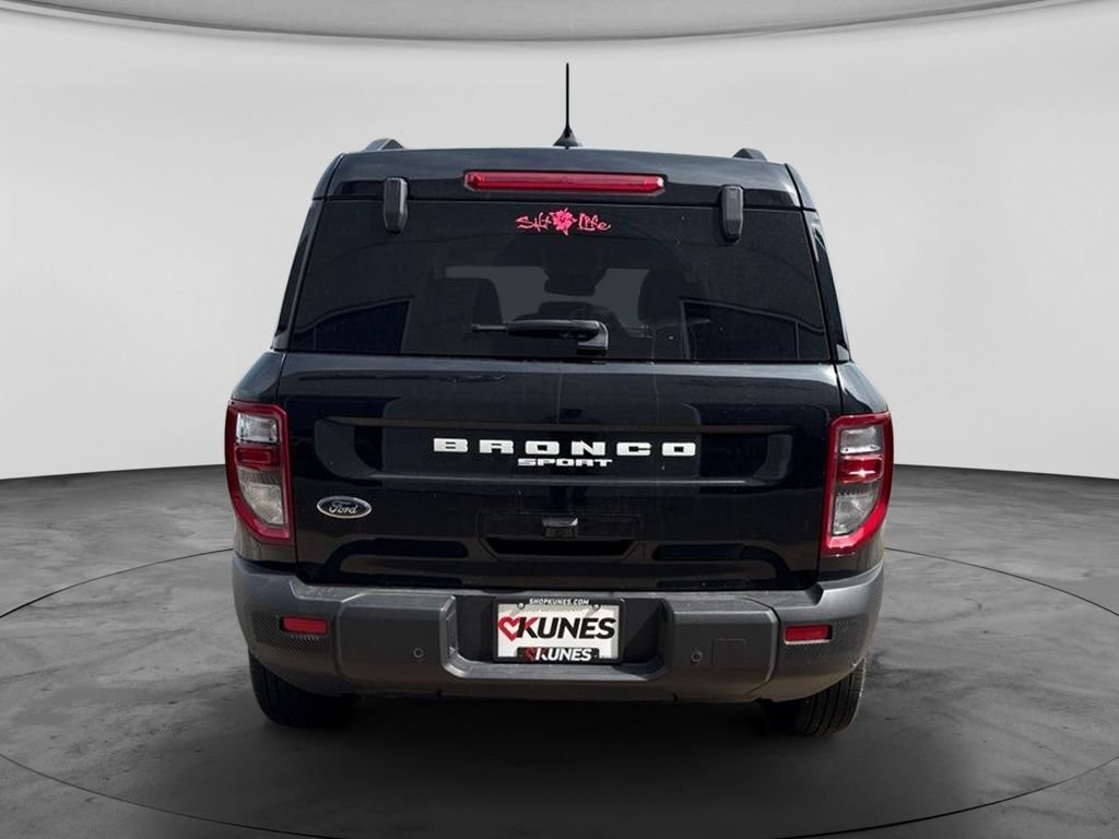 Used 2025 Ford Bronco Sport Outer Banks AWD/4WD image 9
