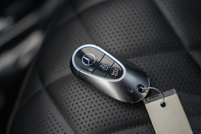 Certified 2025 Mercedes-Benz S 580 4MATIC Sedan image 45