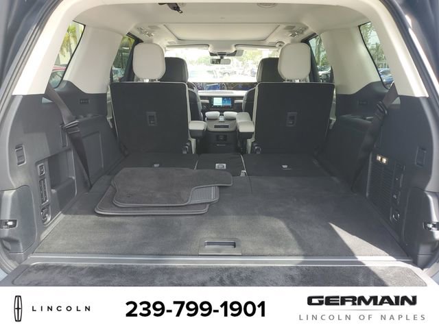 New 2025 Lincoln Navigator Reserve AWD/4WD image 21