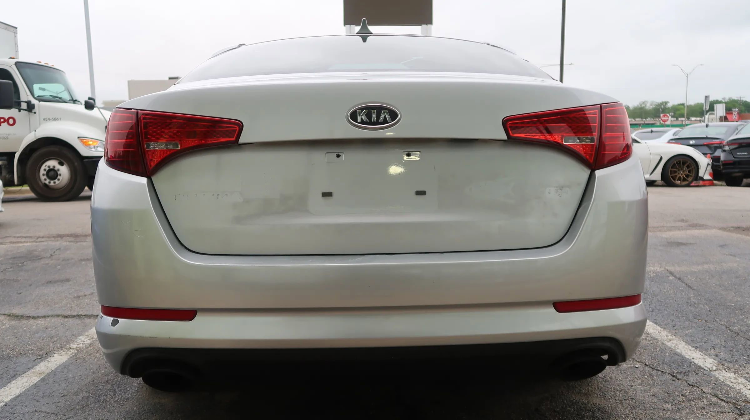 Used 2011 Kia Optima LX FWD image 9