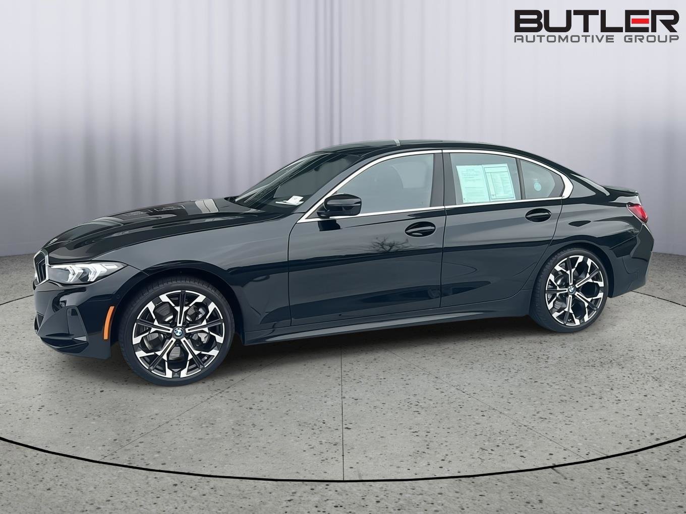 Used 2026 BMW 330i Sedan image 3