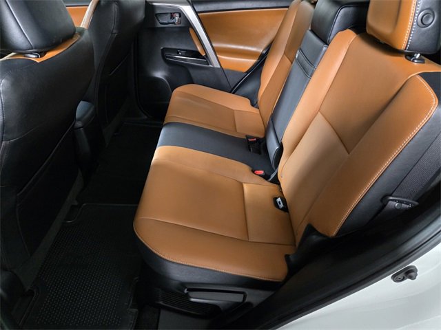 Used 2018 Toyota RAV4 Limited image 15