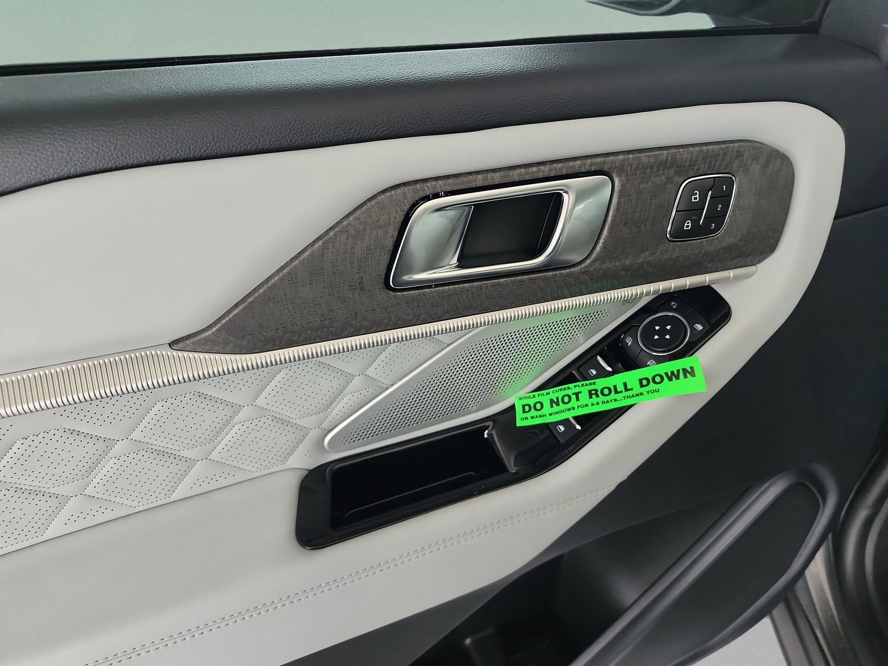 New 2026 Ford Explorer Platinum w/ LUX Leather Package image 15