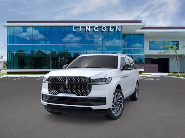 New 2025 Lincoln Navigator L Reserve AWD/4WD image 2