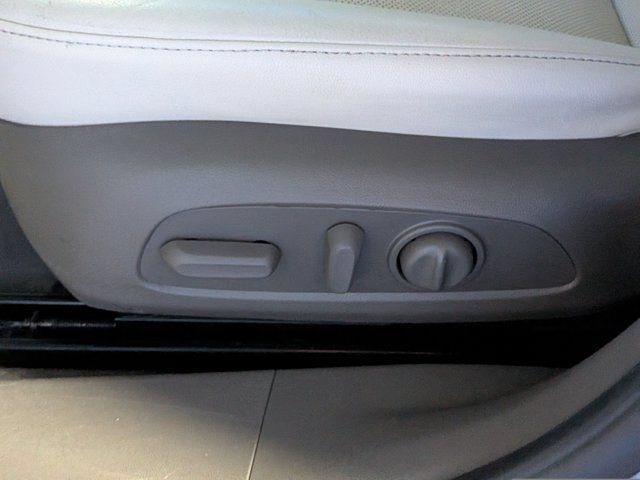 Used 2024 Chevrolet Malibu LT FWD image 23