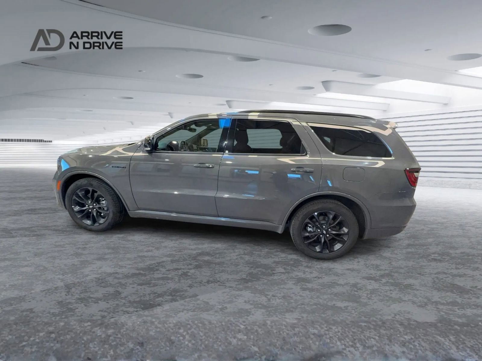 Used 2025 Dodge Durango R/T w/ Blacktop Package image 7