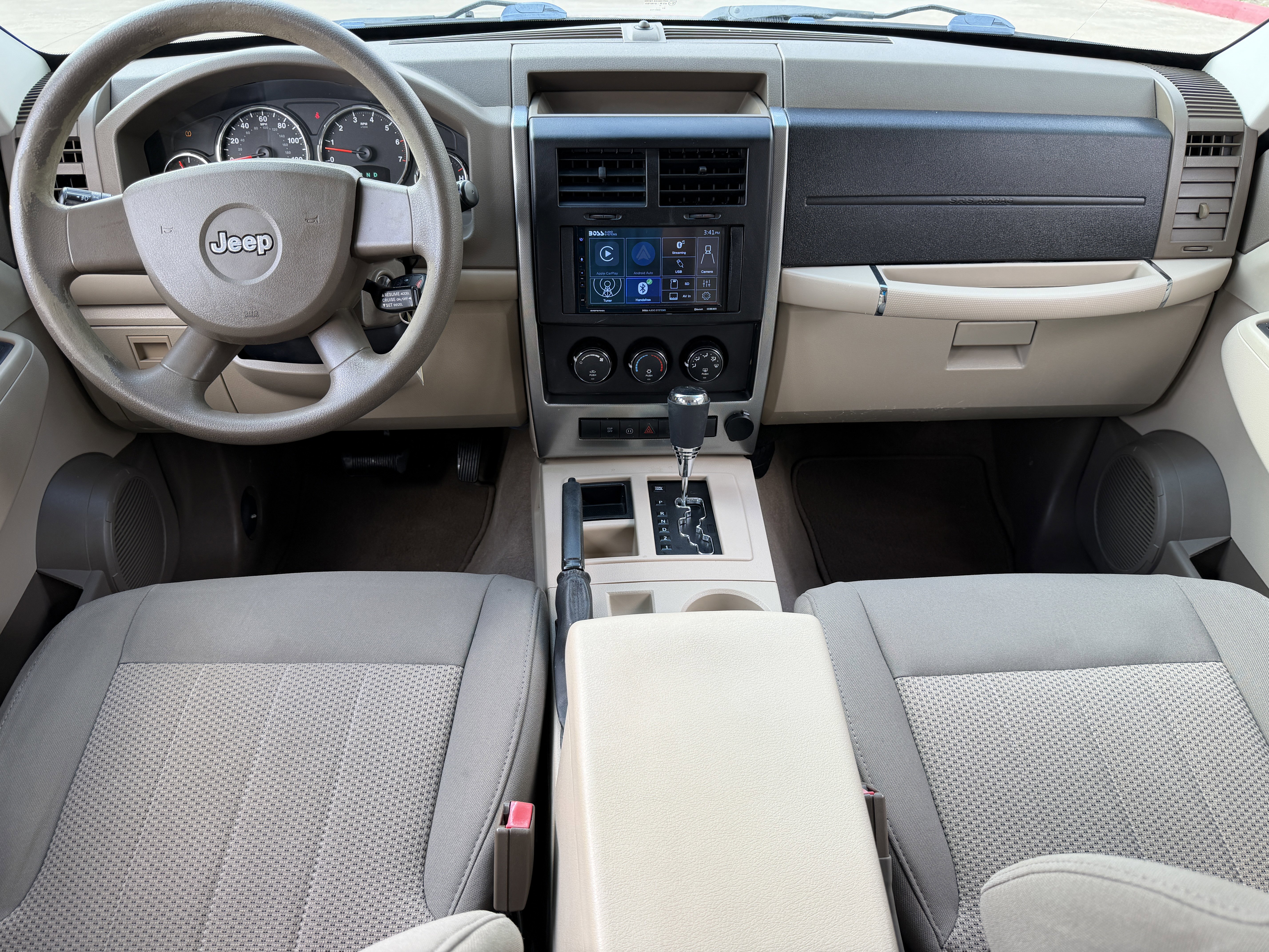 Used 2009 Jeep Liberty Sport w/ Popular Equipment Group RWD image 23