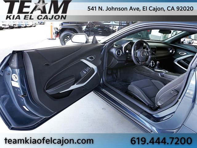 Used 2020 Chevrolet Camaro SS RWD image 39