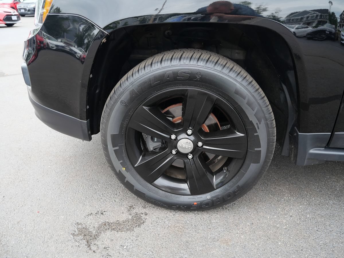 Used 2017 Jeep Compass High Altitude AWD/4WD image 34