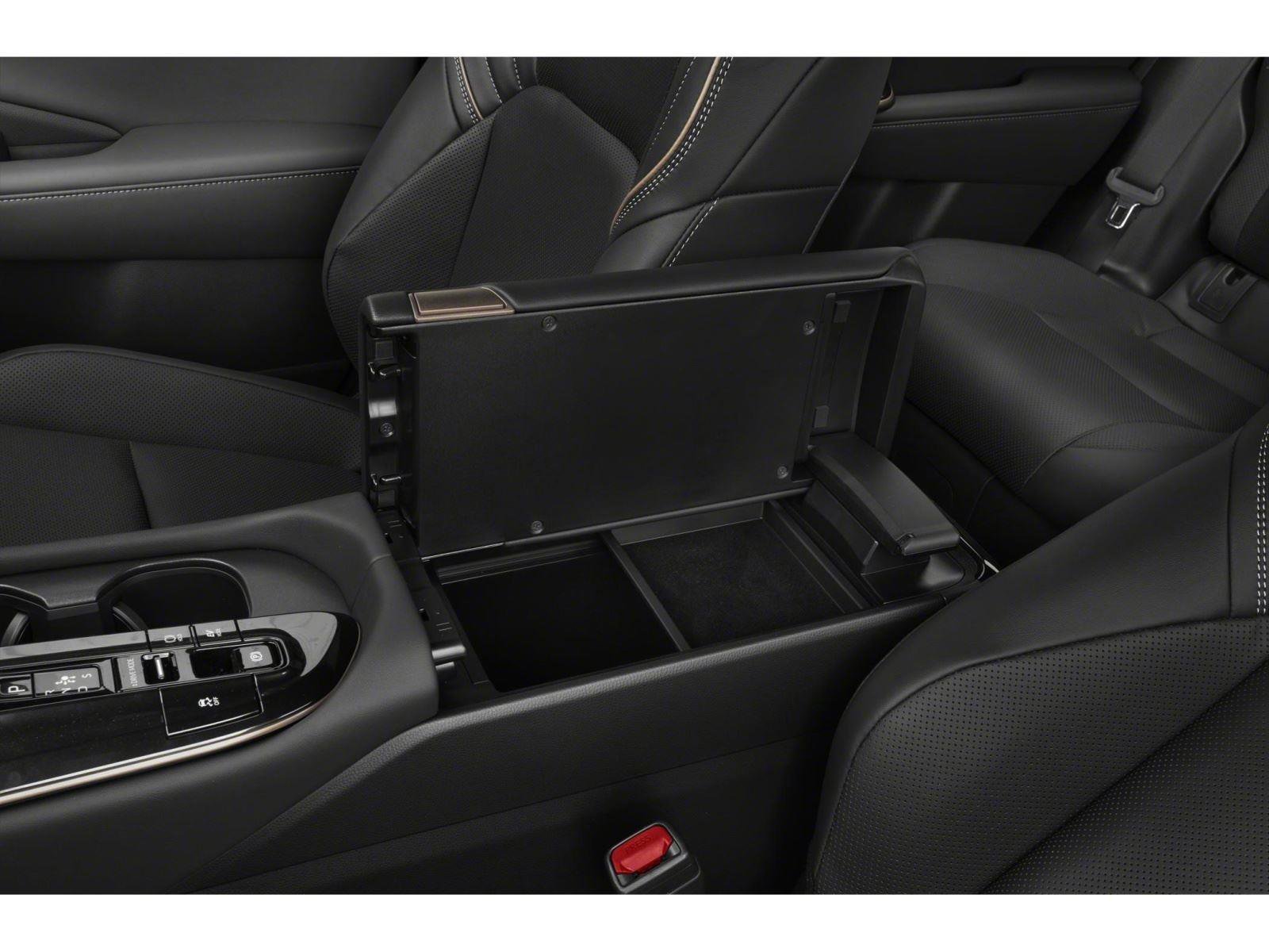 Used 2025 Toyota Crown Signia w/ Advanced Technology Package AWD/4WD image 9