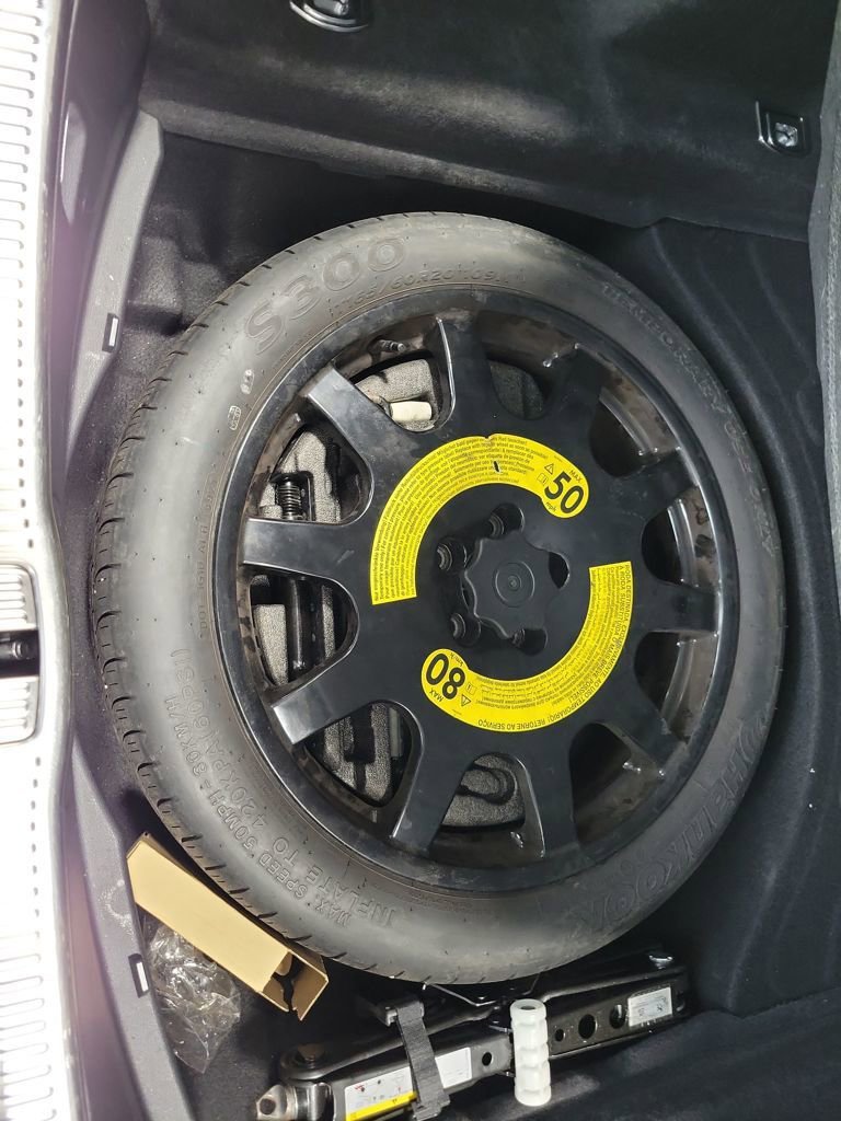 Used 2022 Audi S8 image 12