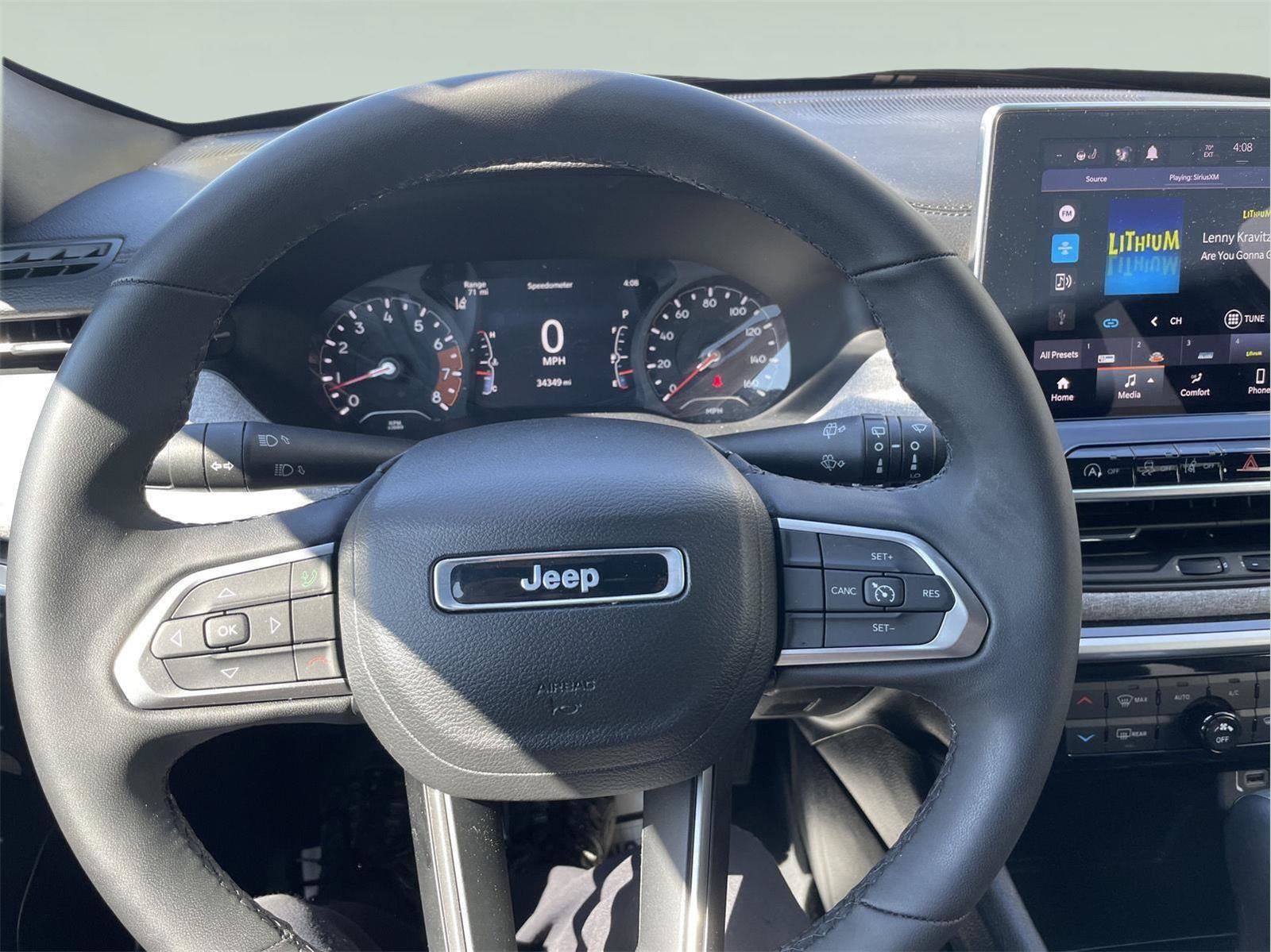 Used 2023 Jeep Compass Latitude w/ Convenience Group AWD/4WD image 24