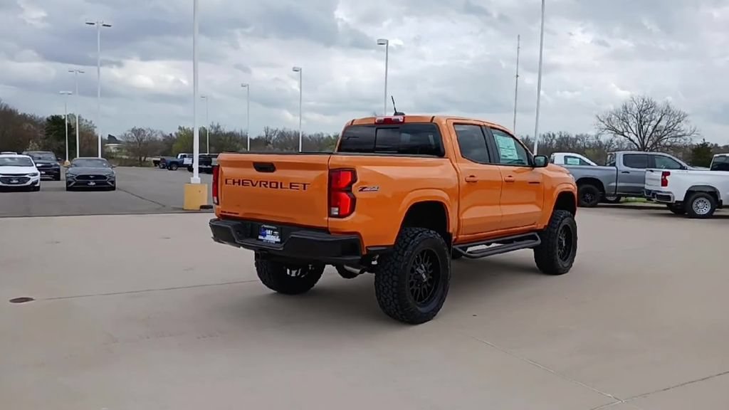 New 2025 Chevrolet Colorado Z71 AWD/4WD image 8