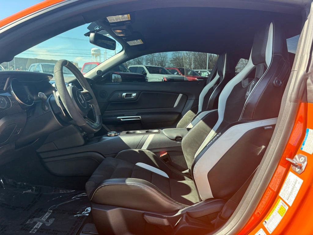 Used 2020 Ford Mustang Shelby GT500 w/ Carbon Fiber Track Pack image 11