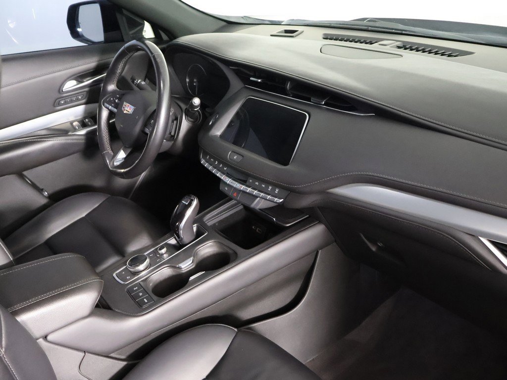 Used 2022 Cadillac XT4 Premium Luxury w/ Safety Alert Package image 25