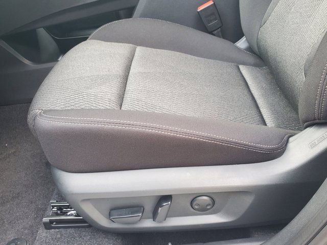 Used 2026 Nissan Rogue SV image 14