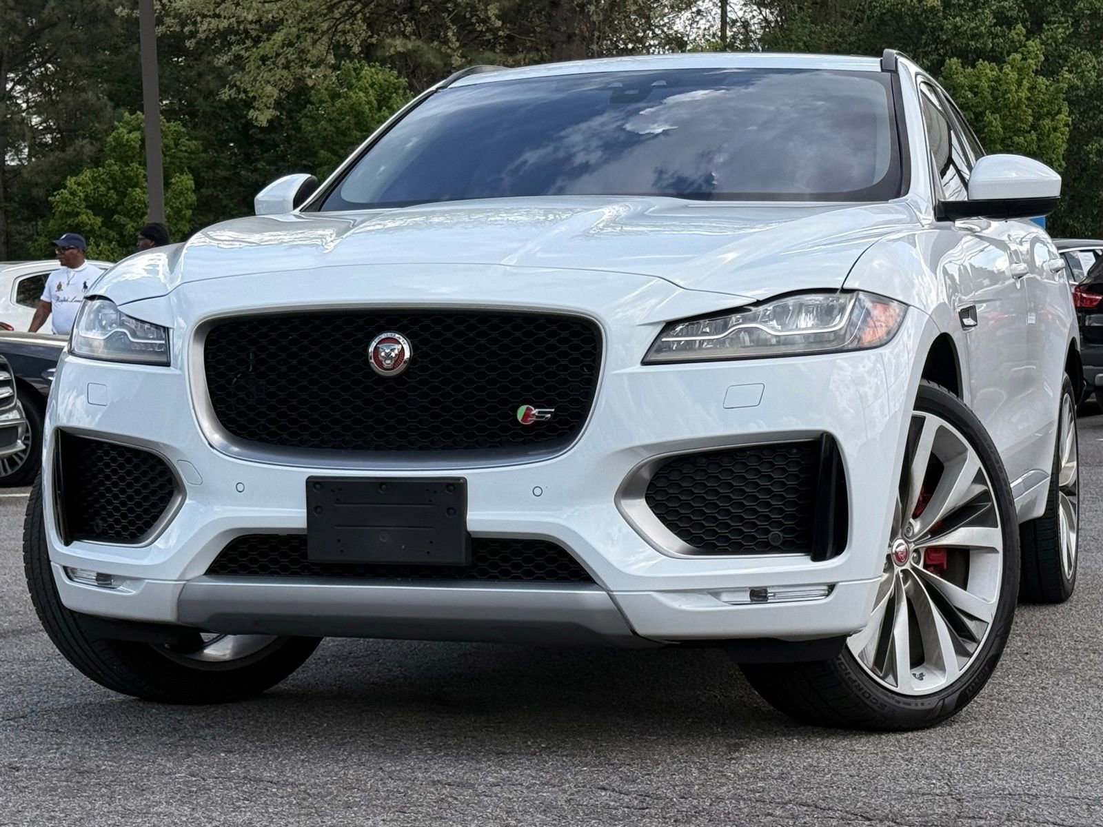 Used 2017 Jaguar F-PACE S image 1