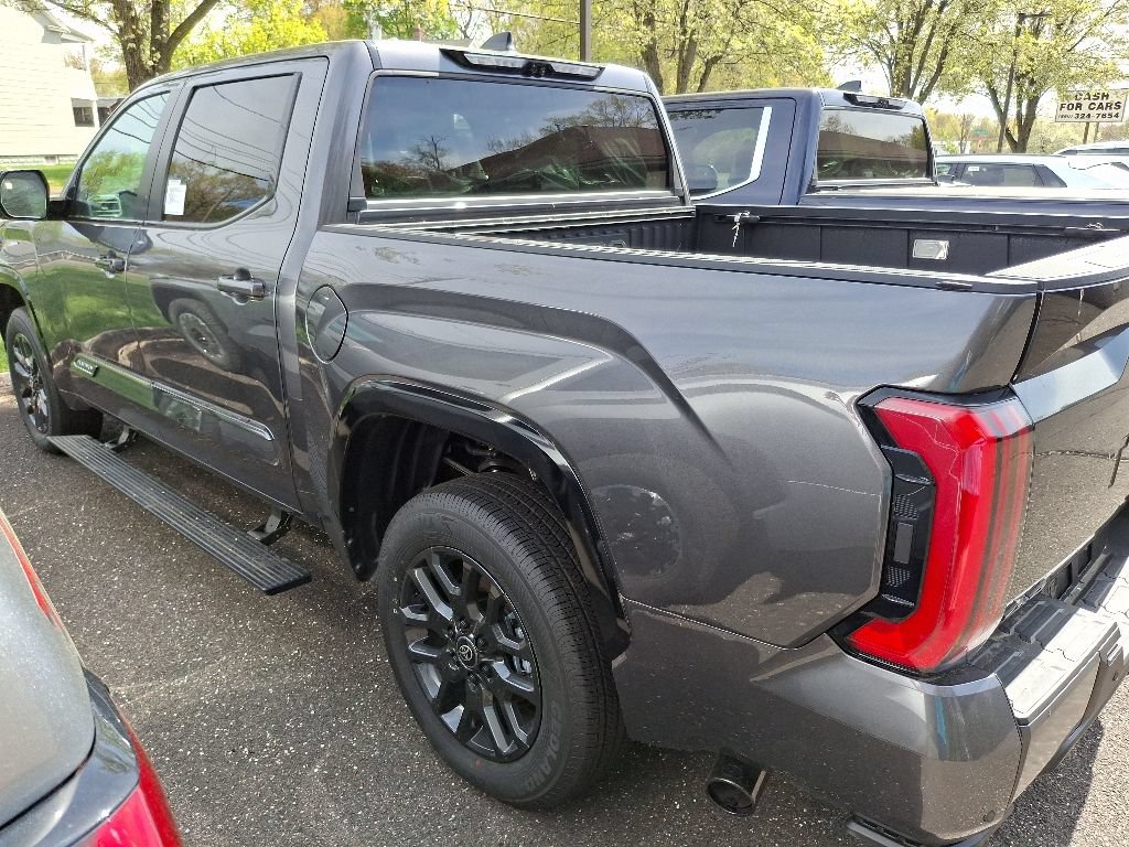 Used 2025 Toyota Tundra Platinum AWD/4WD image 7