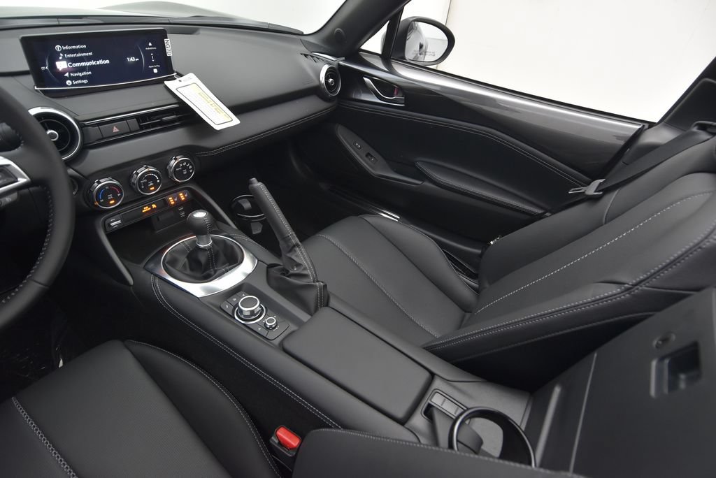 New 2026 MAZDA MX-5 Miata RF Grand Touring w/ Appearance Package RWD image 30